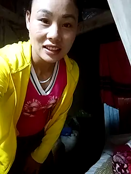 Snapshot of Ruaiuoi chatting on May 2, 2026, 1:33 am Ruaiuoi online show from May 2, 2026, 1:33 am