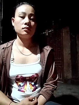 Snapshot of Ruaiuoi chatting on May 6, 2026, 9:08 pm Ruaiuoi online show from May 6, 2026, 9:08 pm