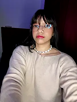 Iwarii online show from December 5, 2025, 8:13 am