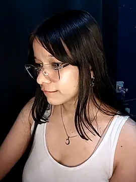 Iwarii online show from February 1, 2026, 1:37 am