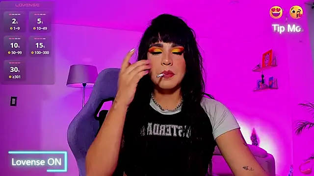 Snapshot of paula_boom chatting on October 12, 2025, 9:49 pm paula boom online show from October 12, 2025, 9:49 pm