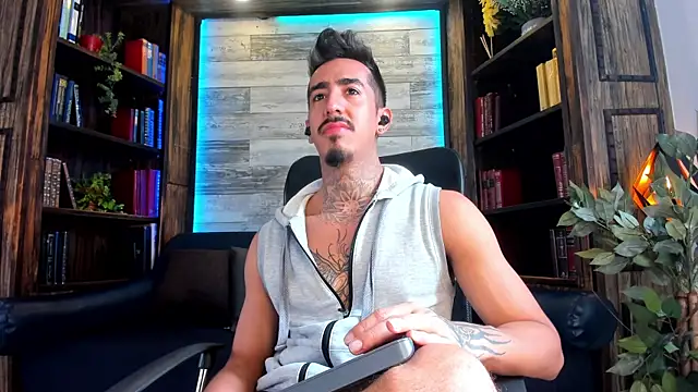 Donovan Desmond online show from December 4, 2025, 8:30 pm