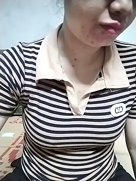 Mie rose online show from March 17, 2026, 2:09 pm