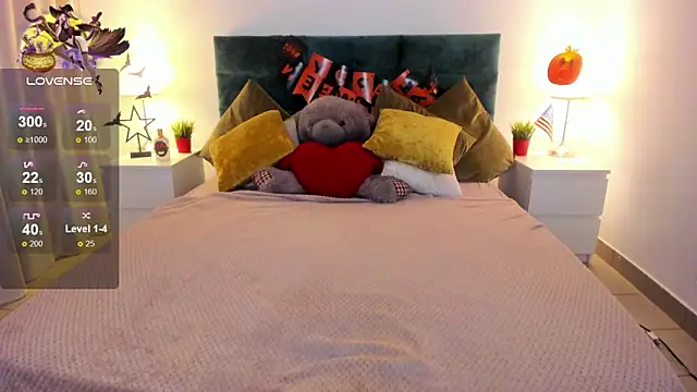 mishapallmer online show from October 28, 2025, 8:13 am