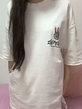 noa uxu online show from October 5, 2025, 5:09 am