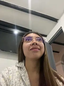 Sara-cooper2 online show from December 21, 2025, 12:18 pm