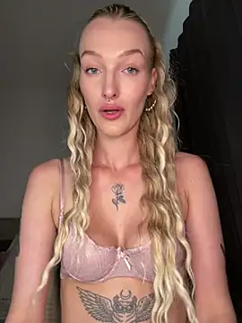 lovecassyrose online show from July 17, 2026, 7:05 am