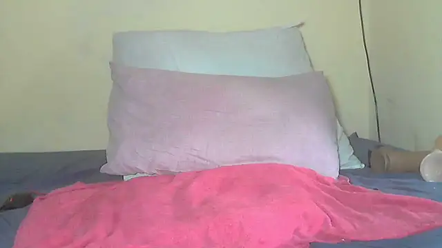 Snapshot of AnnabigpussyXO chatting on March 4, 2026, 8:55 am AnnabigpussyXO online show from March 4, 2026, 8:55 am