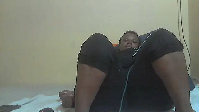 AnnabigpussyXO online show from January 12, 2026, 7:53 pm