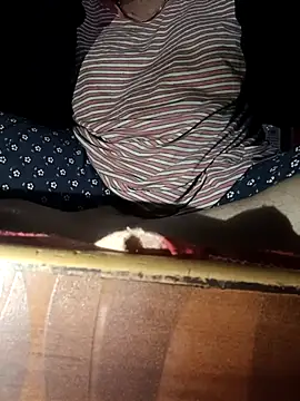 Snapshot of stomarr chatting on March 30, 2026, 5:25 pm stomarr online show from March 30, 2026, 5:25 pm