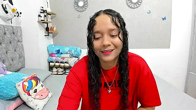 nay and aleja1 online show from October 9, 2025, 3:40 am