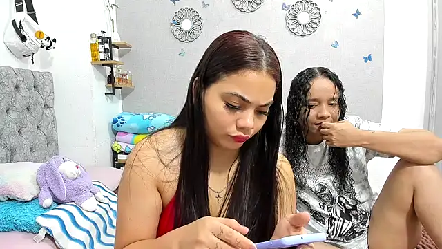 nay and aleja1 online show from September 20, 2025, 3:55 am