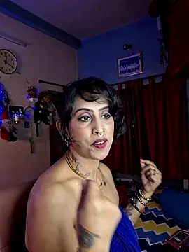 Love Beauty01 online show from May 4, 2026, 6:22 pm