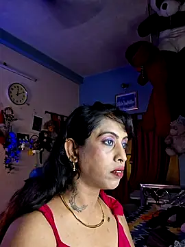 Love Beauty01 online show from June 14, 2026, 6:20 pm