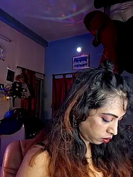 Love Beauty01 online show from June 13, 2026, 6:17 pm