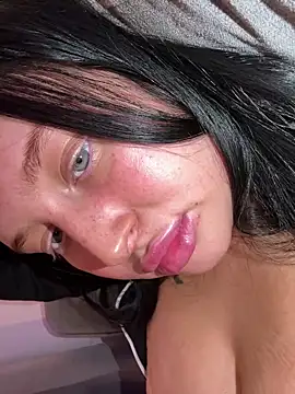 Snapshot of brunetteGirl274 chatting on October 2, 2025, 8:56 pm brunetteGirl274 online show from October 2, 2025, 8:56 pm