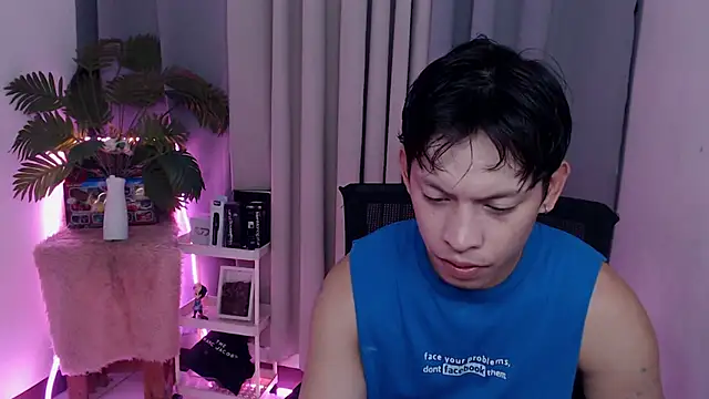 pinkcock froi2305 online show from January 18, 2026, 2:53 pm