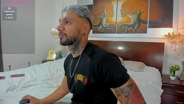 Valentiinoss online show from September 26, 2025, 8:38 pm