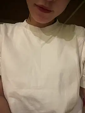 Snapshot of t6mh chatting on March 26, 2026, 12:03 pm t6mh online show from March 26, 2026, 12:03 pm