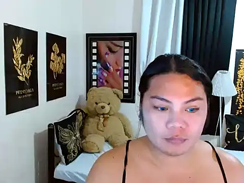 Snapshot of TSbrianaHugeCock chatting on March 17, 2026, 2:20 pm TSbrianaHugeCock online show from March 17, 2026, 2:20 pm