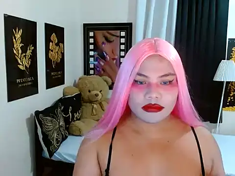 Snapshot of TSbrianaHugeCock chatting on March 10, 2026, 1:48 pm TSbrianaHugeCock online show from March 10, 2026, 1:48 pm