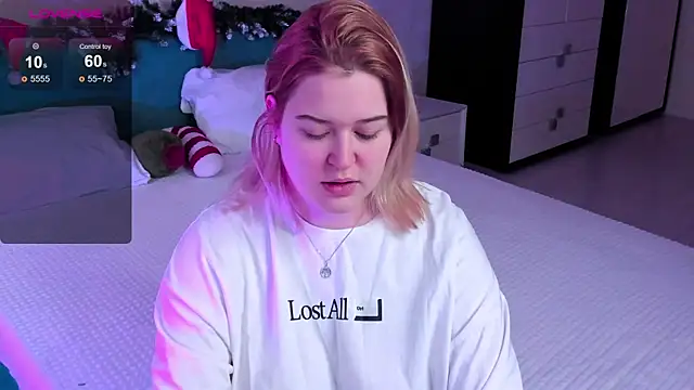 HelenHartt online show from January 11, 2026, 1:45 am