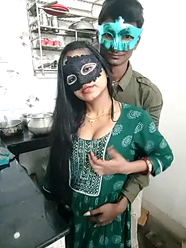 LOVE568 online show from November 6, 2025, 4:49 am