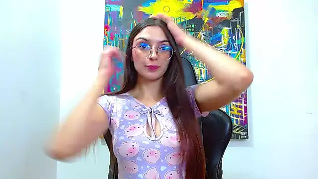 Lea Deluc online show from April 7, 2026, 8:43 pm