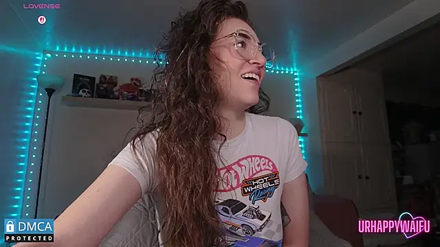 urhappywaifu online show from September 30, 2025, 12:05 am