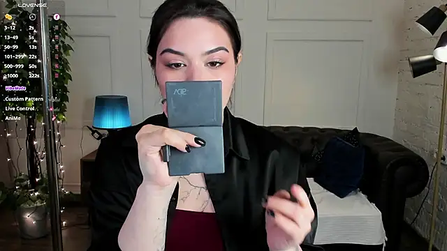 Dark Moni online show from March 14, 2026, 2:50 am