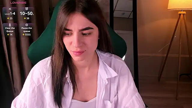 Snapshot of lasly_moon chatting on May 10, 2026, 11:50 pm lasly moon online show from May 10, 2026, 11:50 pm