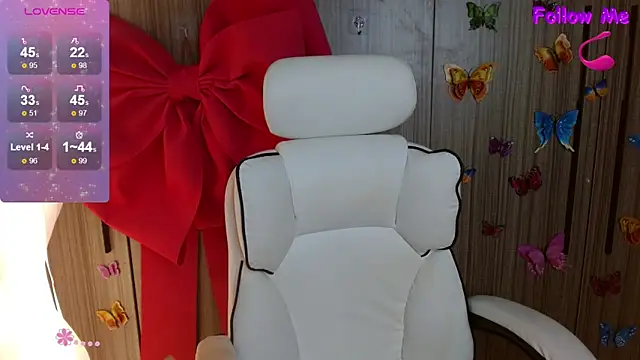 Boobyy-Bae online show from June 17, 2026, 5:18 am