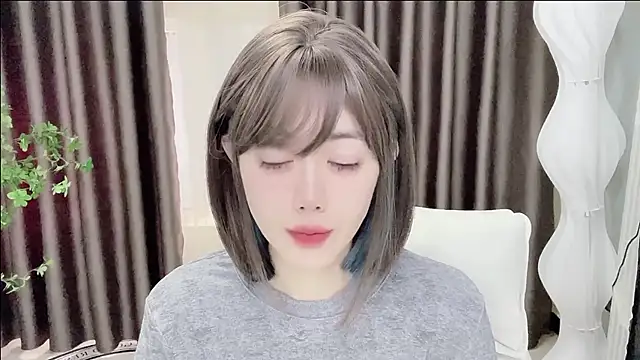 springA online show from March 12, 2026, 2:06 am