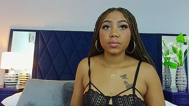 AngelaRoberts online show from September 13, 2025, 3:50 am