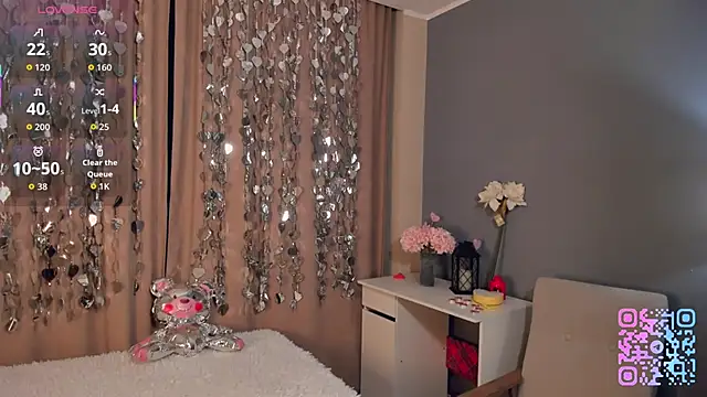 SharylSmalt online show from February 18, 2026, 1:03 am