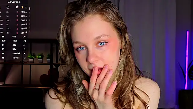 Tender beauty online show from May 17, 2026, 5:57 pm