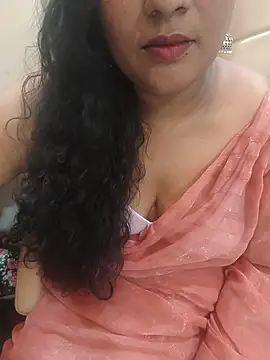 Snapshot of Aunty_Boy_143 chatting on July 31, 2026, 3:31 pm Aunty Boy 143 online show from July 31, 2026, 3:31 pm