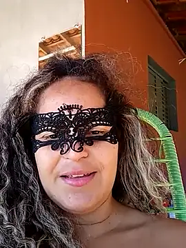 RaphinhaSanches online show from October 23, 2025, 11:42 am