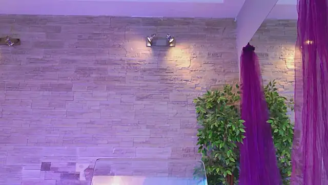 AngelInSinn online show from August 4, 2026, 5:12 am