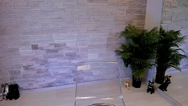 AngelInSinn online show from September 28, 2025, 7:43 pm