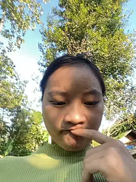   Nhug  05 online show from October 5, 2025, 12:34 am