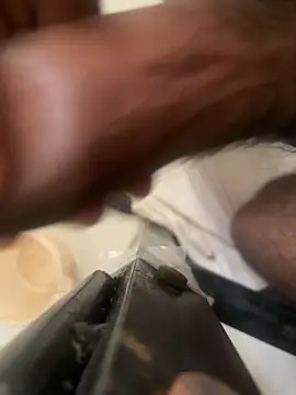 longfuckk online show from March 11, 2026, 3:22 am