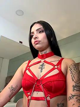 Snapshot of hannah_miltonn chatting on November 14, 2025, 10:35 pm hannah miltonn online show from November 14, 2025, 10:35 pm