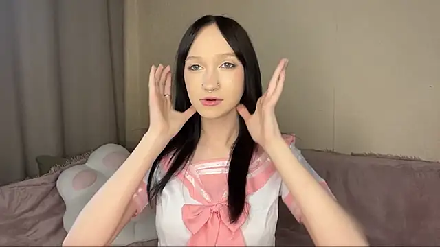 MalvinaKroening online show from March 7, 2026, 8:21 am