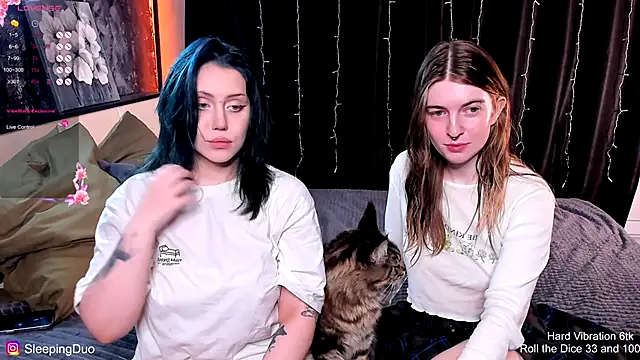 Threesomebabes online show from November 13, 2025, 5:06 pm