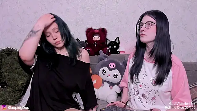 Threesomebabes online show from May 11, 2026, 4:04 pm