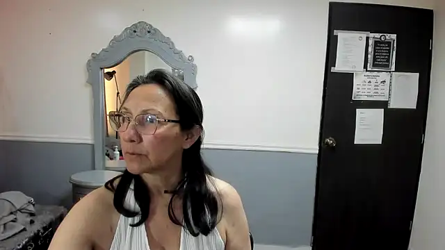 Oriana Jhonson online show from April 22, 2026, 11:28 am