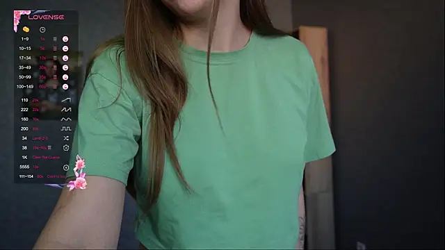Violetwin online show from June 18, 2026, 3:17 pm
