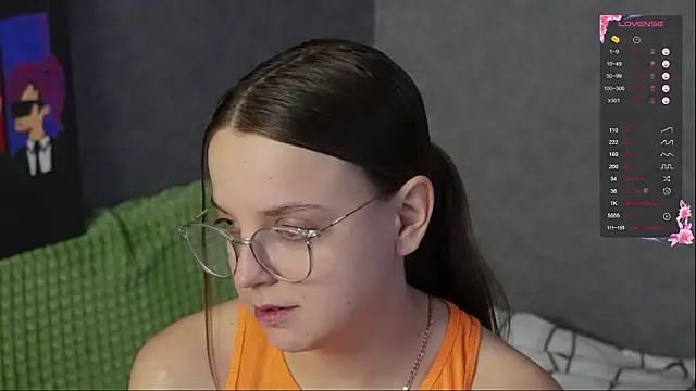 Violetwin online show from February 25, 2026, 8:03 am