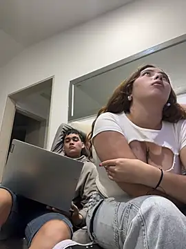 Samantha 2190 online show from February 6, 2026, 4:19 am